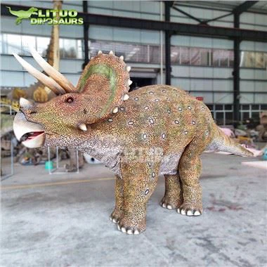 Vandrende Triceratops kostume